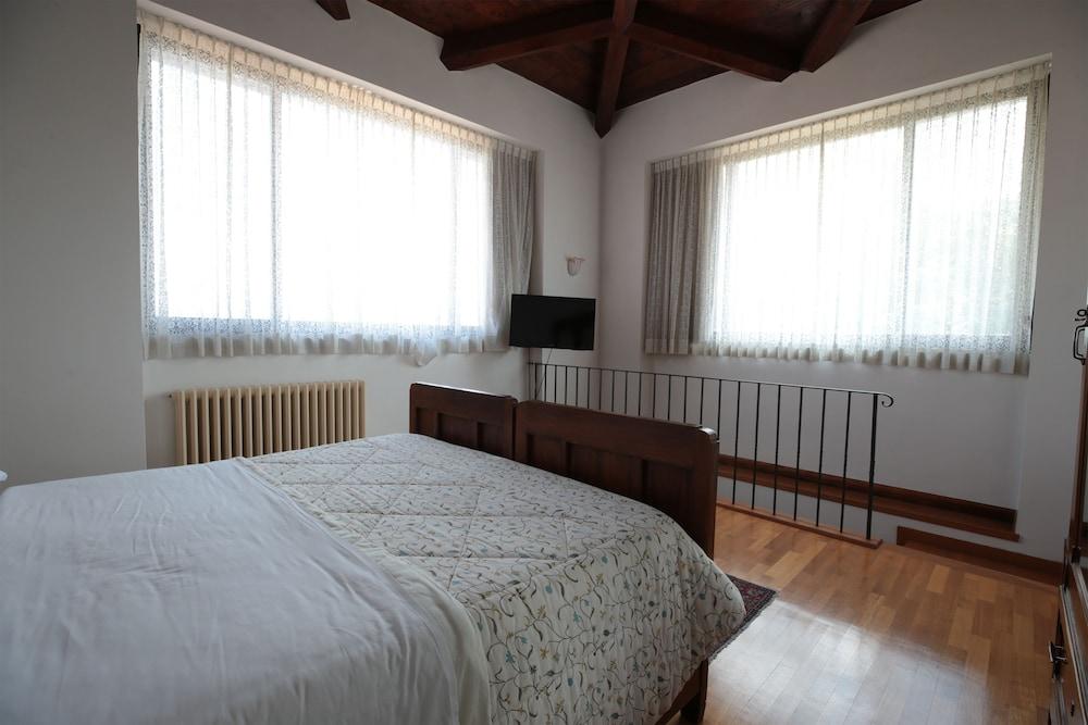 Il Castellaro Country House เปรูจา ภายนอก รูปภาพ